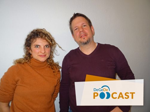 Der erste Podcast der DeGeDe ist online! Thema: Wie können Kinder und Jugendliche Demokratiekompetenzen erwerben?